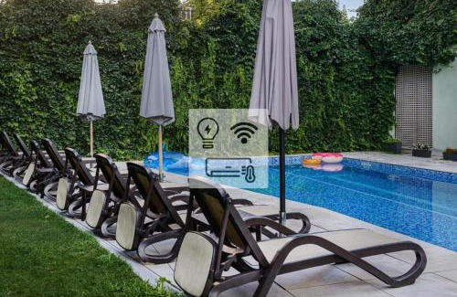 Bolʼshoy Fontan Hotel | Villa Pinia Eco-hotel