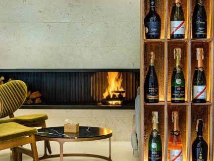 Bolʼshoy Fontan Hotel | Villa Pinia Eco-hotel