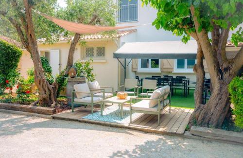 Lattes Casa | Villa Piscine Chauffée Jacuzzi Lattes Proche Montpellier et Plages