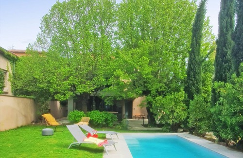 Montelimar Villa | Villa Piscine, Jardin Arboré, Proche Centre Ville
