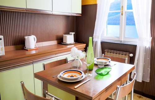 Dervio Apartamento | VILLA PLINIO by Design Studio