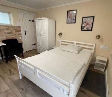 Zaniemysl Casa | Villa Pod Orzechem w Zaniemyślu