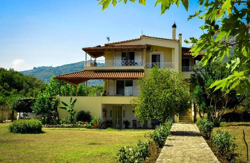 Monastiraki Villa | Villa Porto Matzavino - Su santuario en la pintoresca Grecia