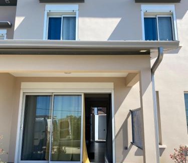 L'Etang-Sale Casa | Villa Primo 1