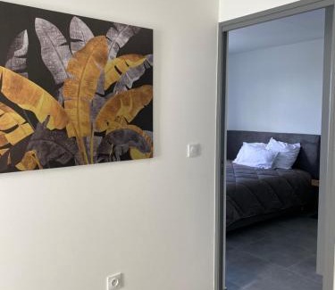 L'Etang-Sale Casa | Villa Primo 1
