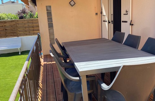 Meze Casa | Villa Proche de L'étang