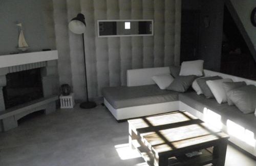 Vias Casa | villa provençal avec piscine a vias de 10 personnes