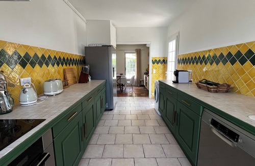 Carpentras Casa | Villa Provencale Avec une Très Grande Piscine Sécurisée et Sans vis à vis