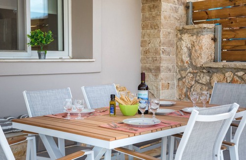 Anafonitria Villa | Villa Provenza