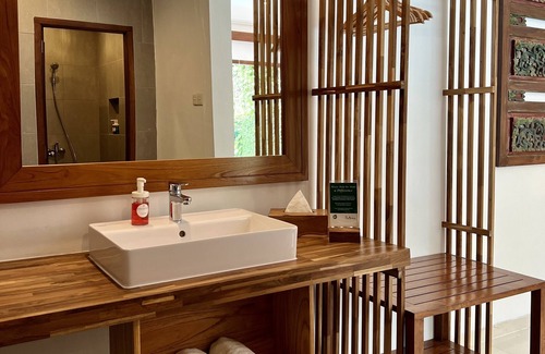 Nyuh Kuning Hotel | Villa Puriartha Ubud