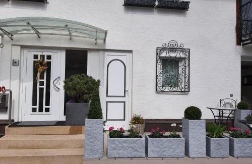 Kirchheim unter Teck Cama Y Desayuno | Villa Quattro Ducati