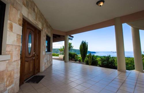 Playa Panamá Casa | Villa Quetzal