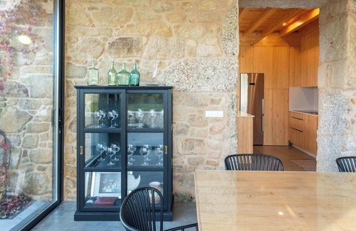 Outes Villa | Villa Ría de Muros (204), con piscina y vistas al mar