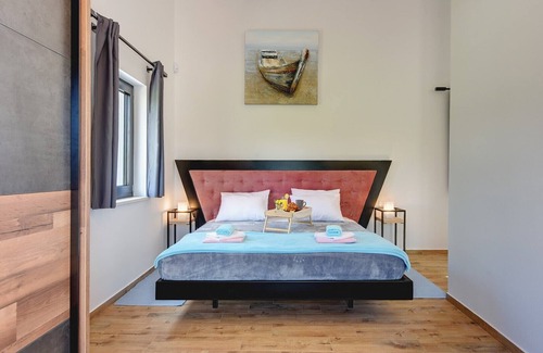 Hrboki Villa | Villa Radola with Heated Pool