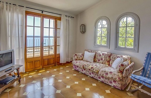 Provensals Villa | "Ran de Mar" con vistas al mar y a la montaña, piscina, aire acondicionado, jardín, terraza y Wi-Fi