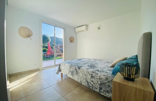 Santa Giulia Apartamento | Villa rdc en plein cœur du maquis Corse