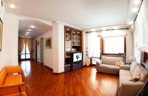 Mount Vesuvius - Pompei Apartamento | Villa Regina Home - 120sqm, 3 bedrooms, 1 free parking spot