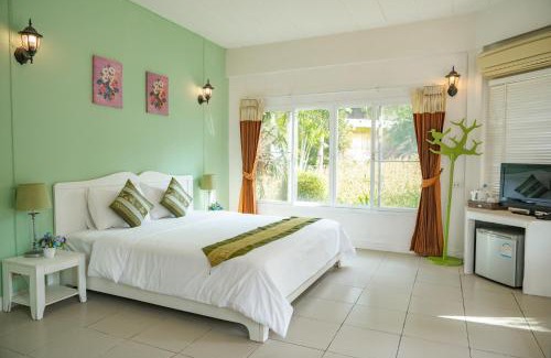 Khanong Phra Complejo | Villa Reina Resort