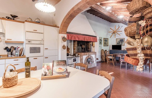 San Miniato Villa | Villa 'Relax Con Piscina San Miniato' con piscina privada, Wi-Fi y aire acondicionado