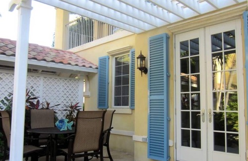 Grace Bay Condominio | Villa Renaissance Unit 501 1BR Pool/Garden