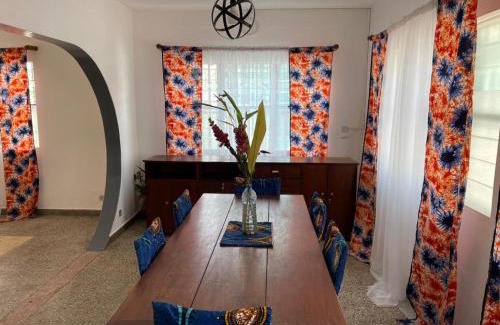 Porto-Novo Casa | Villa Rene
