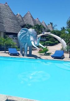 Diani Beach Villa | Villa Rhino