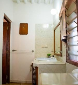 Diani Beach Villa | Villa Rhino
