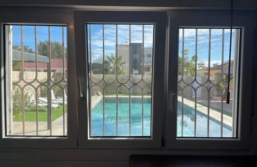 Roquetas de Mar Chalet De Esquí | Villa Rio Tajo
