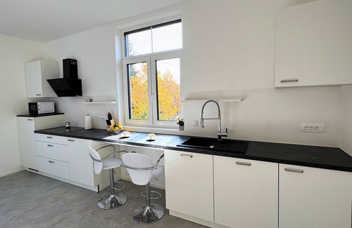 Ljubljana City Centre Apartamento | Villa Riverside - Modern & Spacious Family Suite
