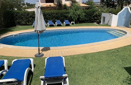 Vale de Carro Villa | Villa con jardín y piscina
