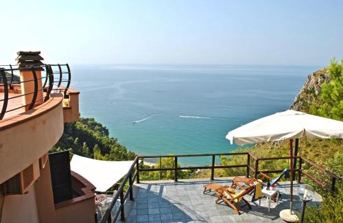 Sperlonga Casa | VILLA ROMANTIC COVE vista mozzafiato sul mare