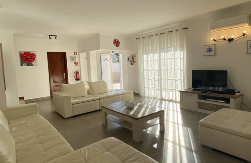 Urbanizacao dos Calicos Villa | Villa Rosa Albufeira