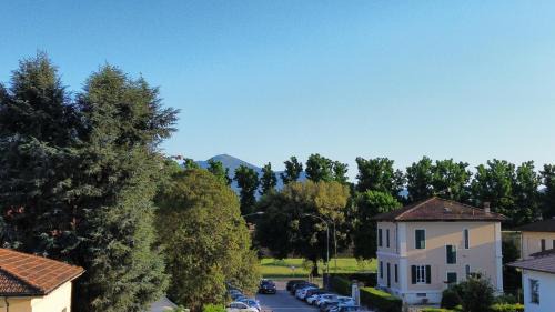 Lucca Historical Center Cama Y Desayuno | Villa Rosa Antica