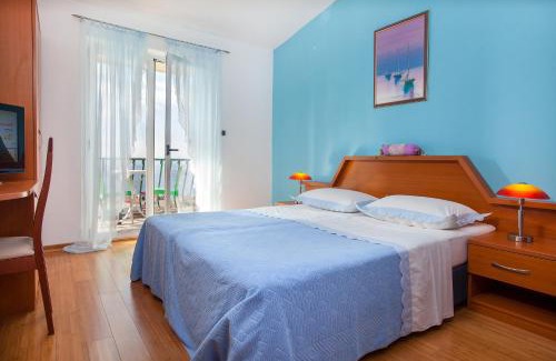 Bili brig Cama Y Desayuno | Villa Rosa