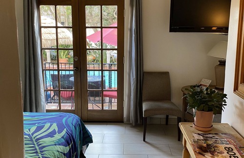 West Beach Hotel | Villa Rosa Inn