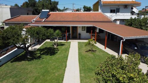 Corroios Casa | Villa Rosa