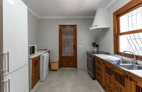 Montgo de Toscamar Villa | Villa 'Rosa' con piscina privada, terraza compartida y Wi-Fi