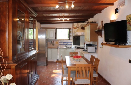 Monte San Giusto Villa | Villa Ruffini con piscina, 4 habitaciones, 14 personas, vista panorámica cerca del mar