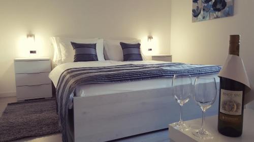 Ostarski Stanovi Cama Y Desayuno | Villa Ruhige Lage