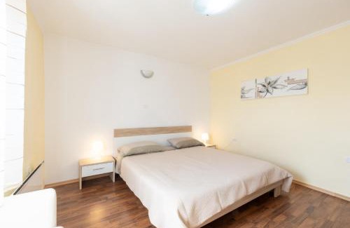 Koper Villa | Villa Rustica