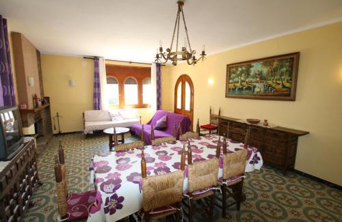 Miami Platja Villa | Villa rustical 14