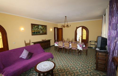 Miami Platja Villa | Villa rustical 14