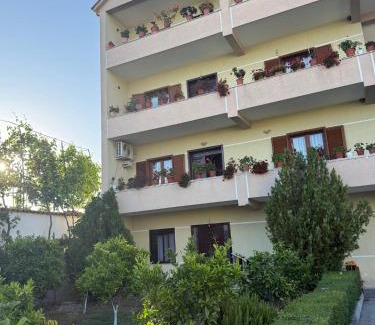 Tirana Apartamento | Villa's Daci