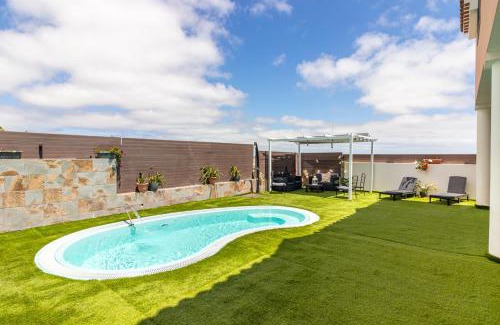 Las Palmas de Gran Canaria Casa | Villa Samperez Piscina Jardin 5 Dormitorios 12 Personas