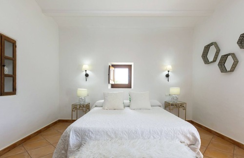 Sant Agusti des Vedra Villa | Villa 'Sa Vinya' con vistas a la montaña, Wi-Fi y aire acondicionado