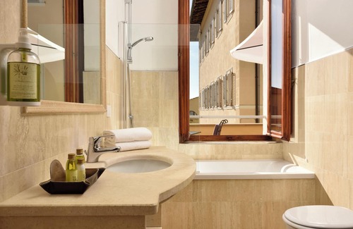 Mensanello Hotel | Villa Sabolini