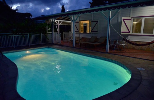 Tartane Chalet De Esquí | FREGATE OUEST LE FRANCOIS, ALQUILO MUY BONITA VILLA CON PISCINA PRIVADA