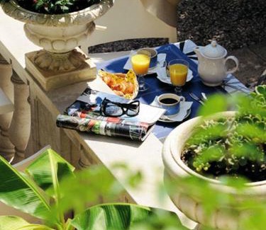 Liberation Hotel | Villa Saint Hubert