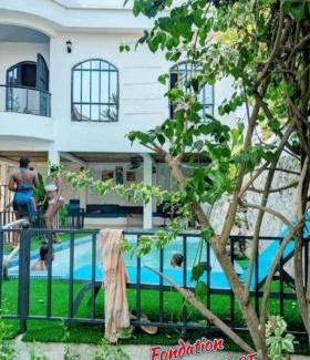 Yaounde Apartamento | Villa Saint-Sulpice Apt avec piscine
