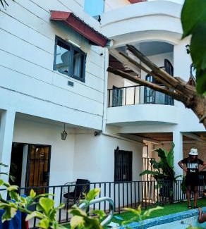 Yaounde Apartamento | Villa Saint-Sulpice Apt avec piscine